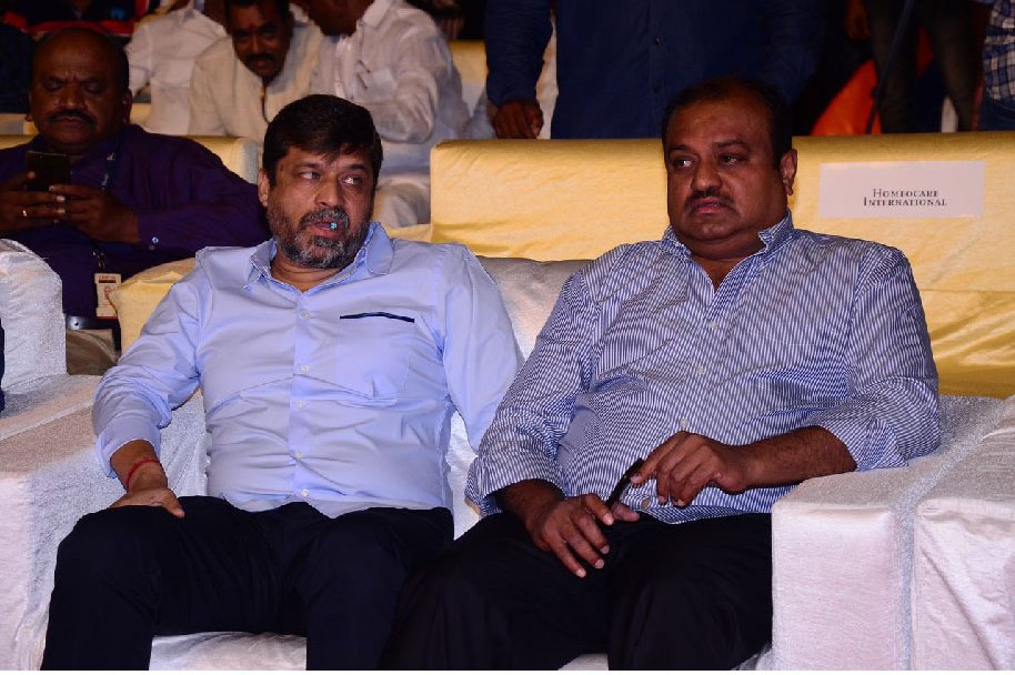 Maharshi-Movie-Pre-Release-Event